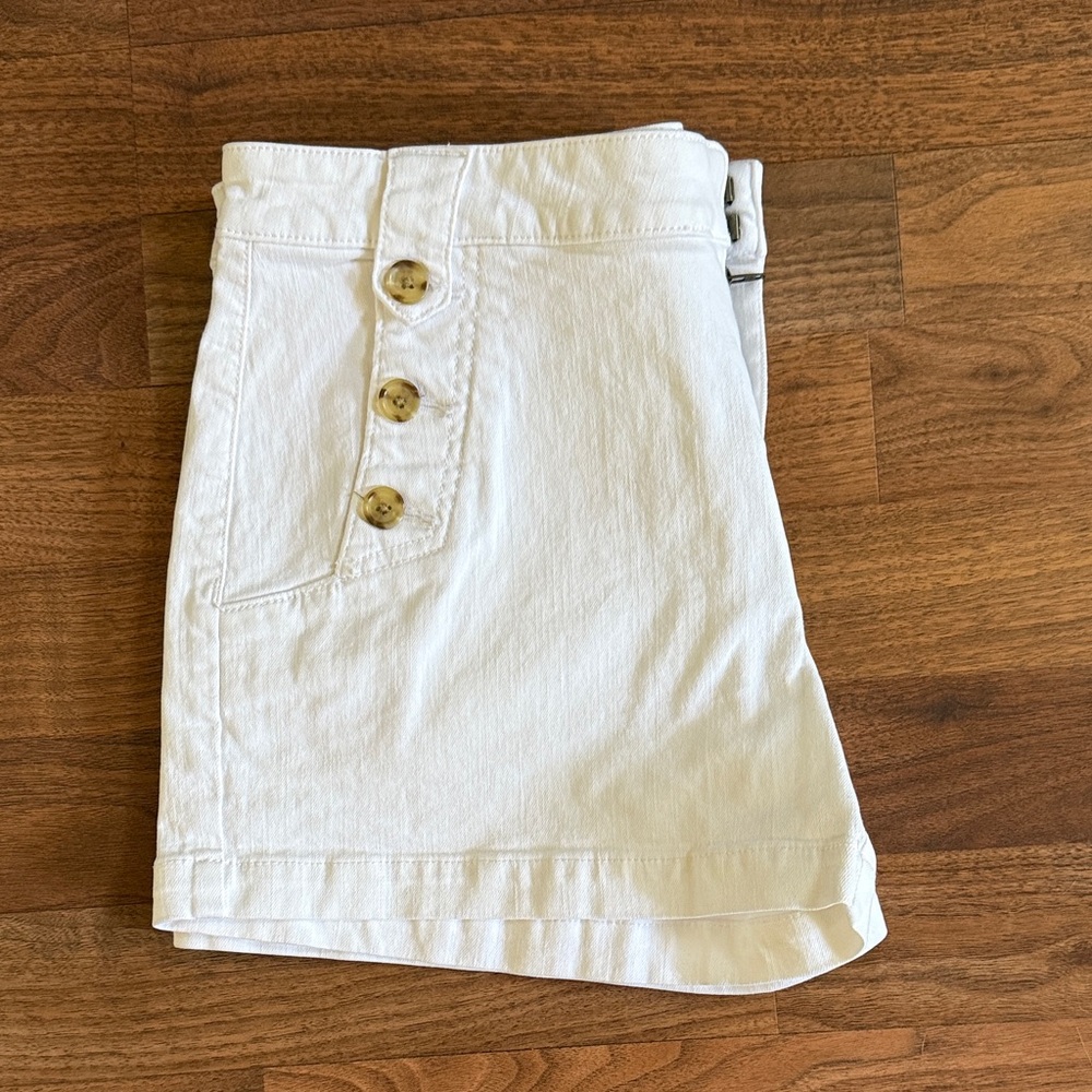 LOFT White Shorts